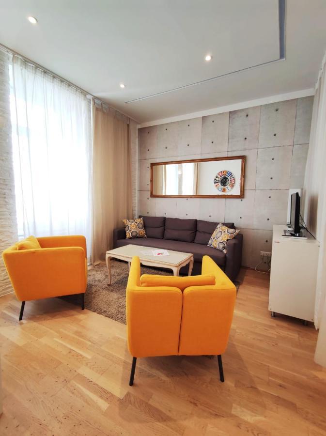 Bright Apartment Mariahilf Wenen Buitenkant foto